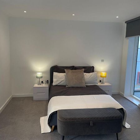 Malixa Uk Apartment Croydon Luaran gambar