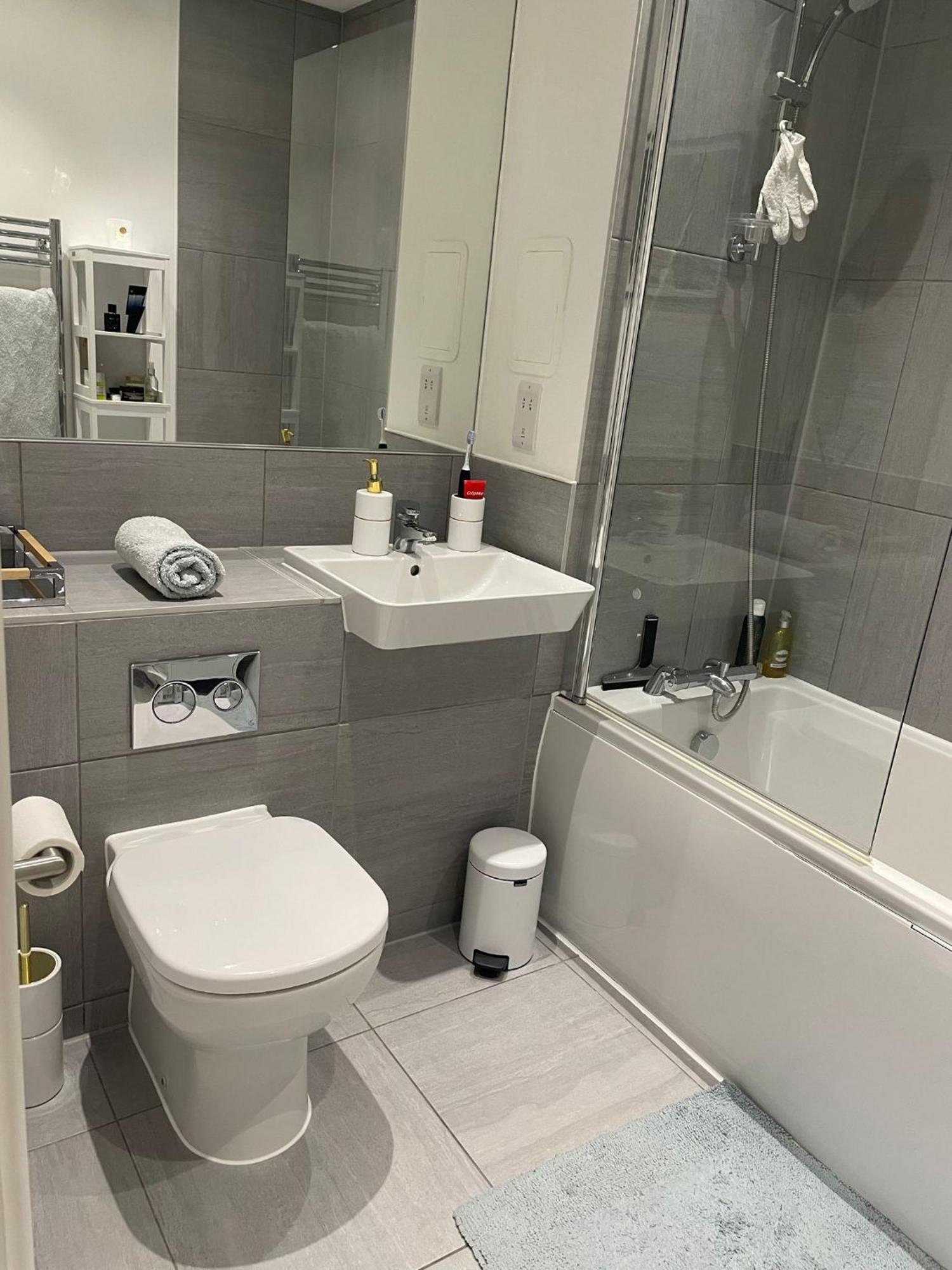 Malixa Uk Apartment Croydon Luaran gambar