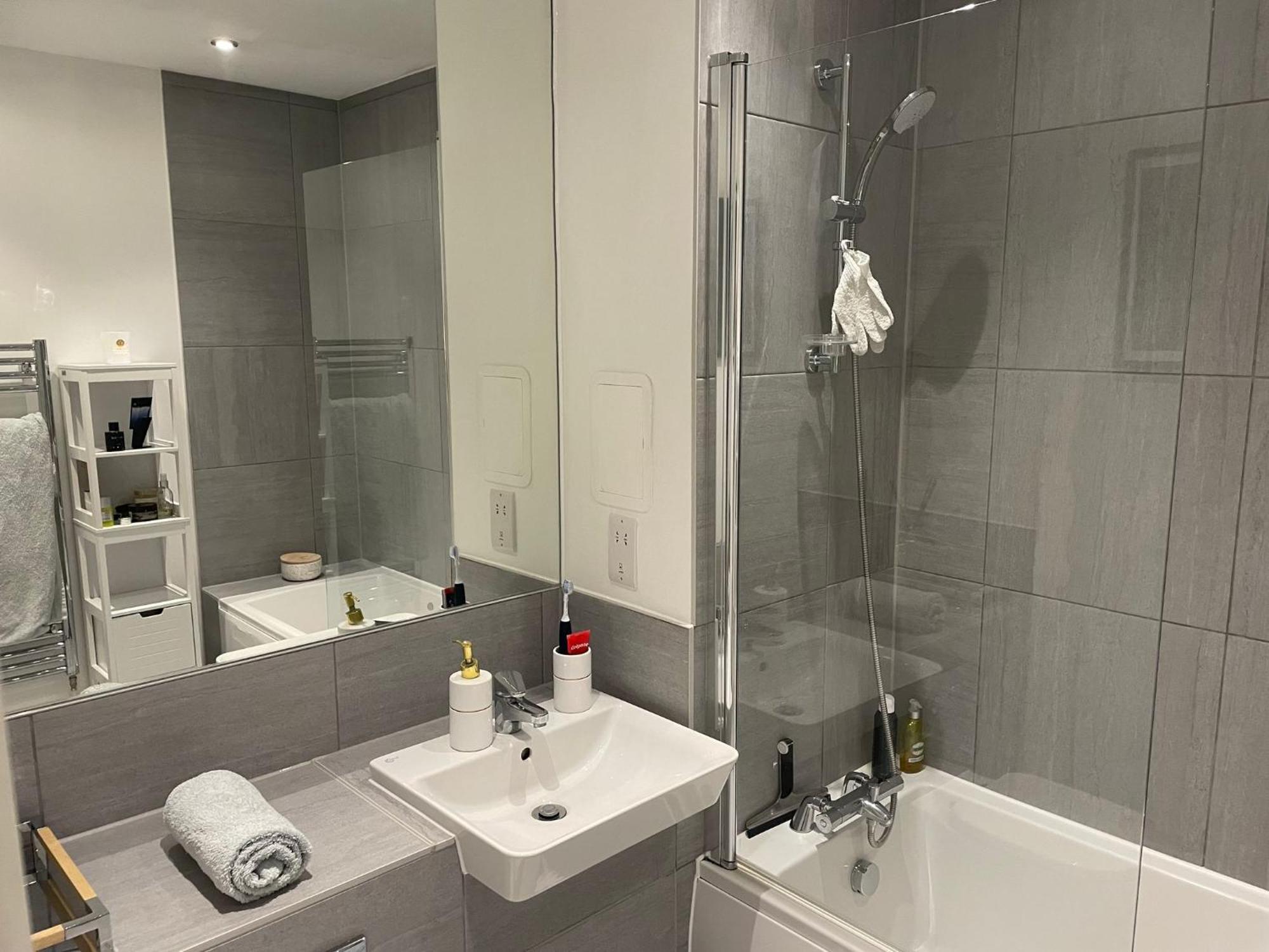 Malixa Uk Apartment Croydon Luaran gambar